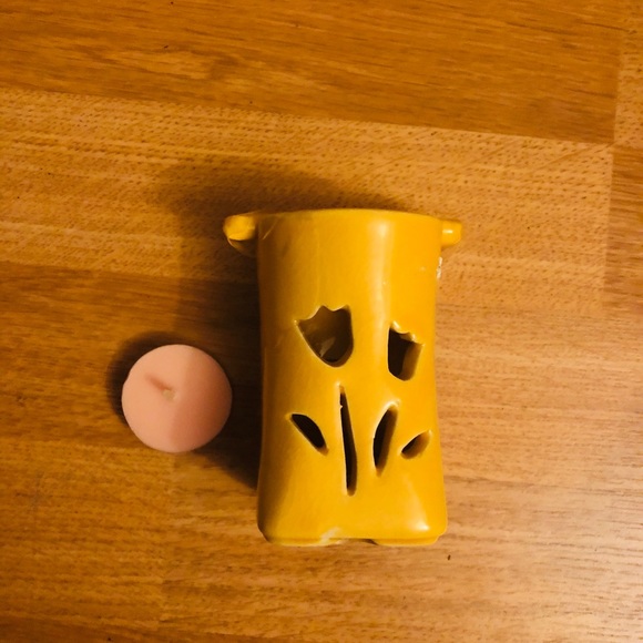 💙 4/$20 So cute ceramic Tea light oil warmer - Picture 5 of 5